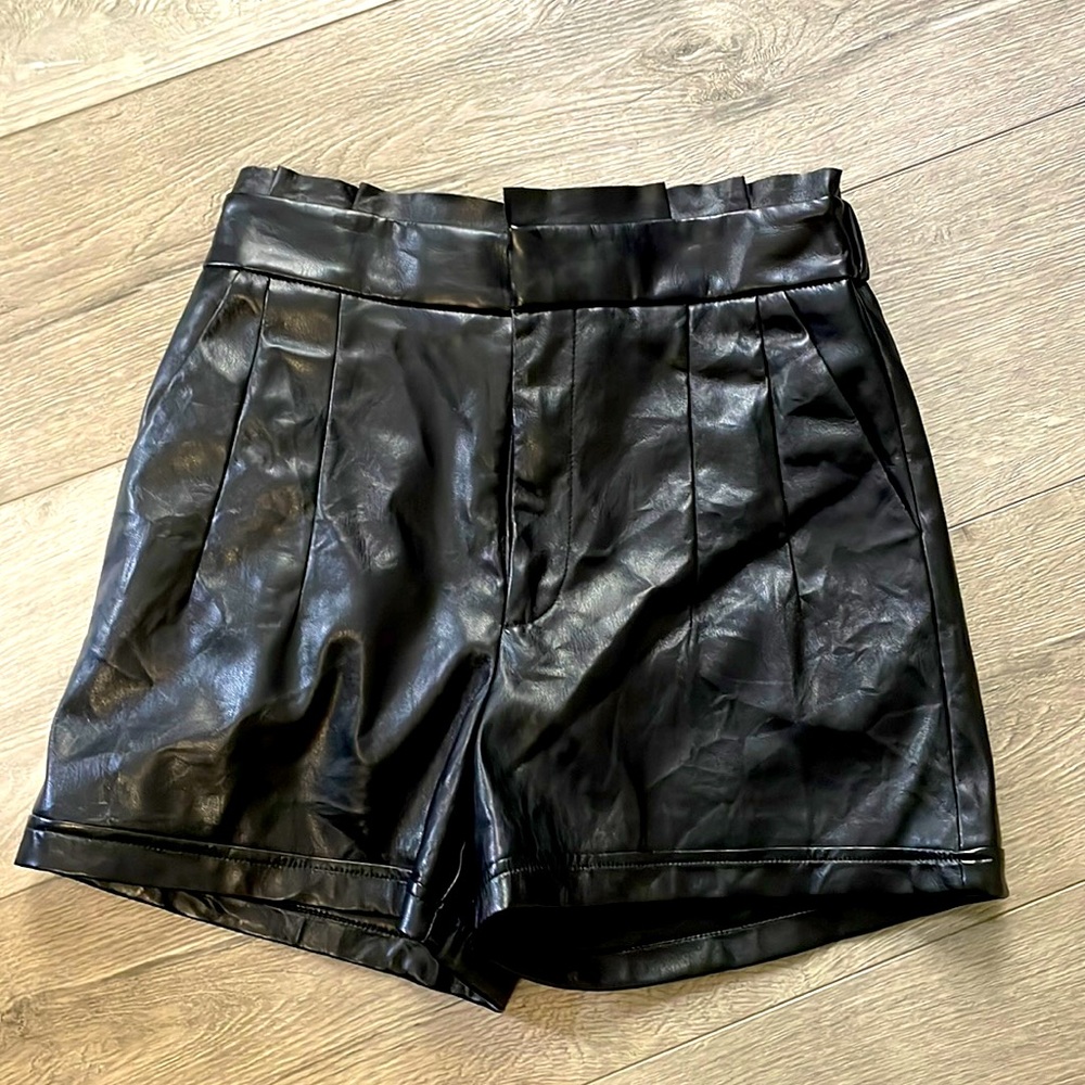 Leather-Look shorts, worn once